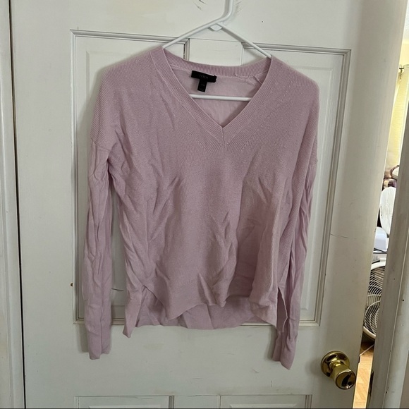 Light Purple V-Neck Sweater - Picture 1 of 5